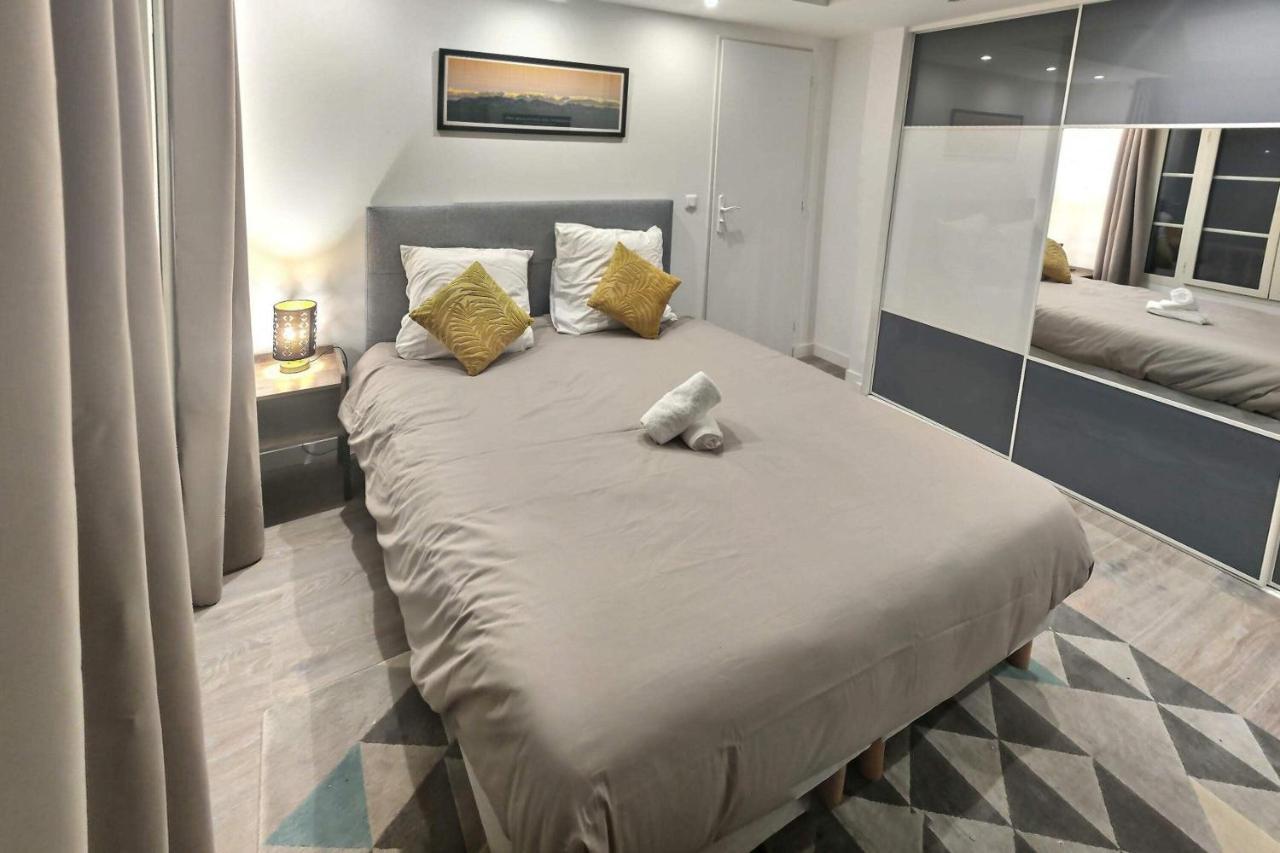 Magnifique, T2 Bis Spacieux & Calme, Neuf, Parking Gerde Ngoại thất bức ảnh