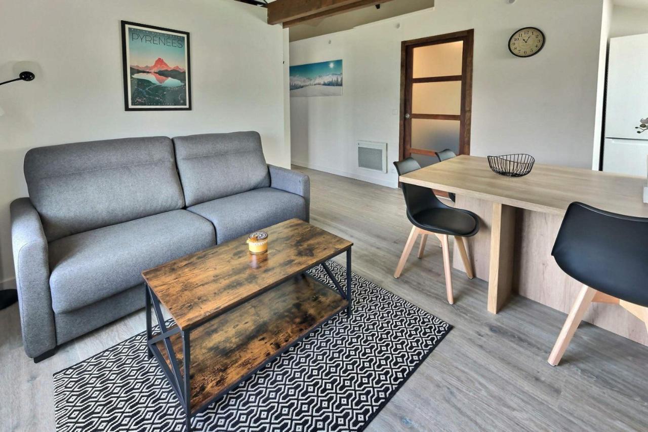 Magnifique, T2 Bis Spacieux & Calme, Neuf, Parking Gerde Ngoại thất bức ảnh